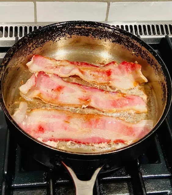 http://www.mealfinds.com/wp-content/uploads/2020/08/tru-local-bacon.jpg.webp