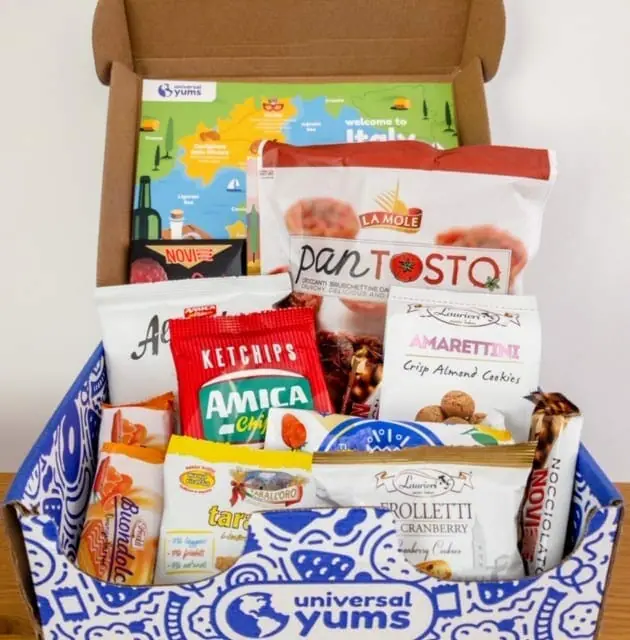 http://www.mealfinds.com/wp-content/uploads/2021/02/universal-yums-box2.jpg.webp