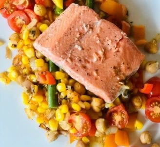 ikarian-summer-succotash-with-salmon meal - nutrition for longevity reviews-mealfinds